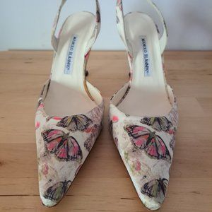 Manolo Blahnik Carolyne Butterfly-Print Halter Pump Size 39